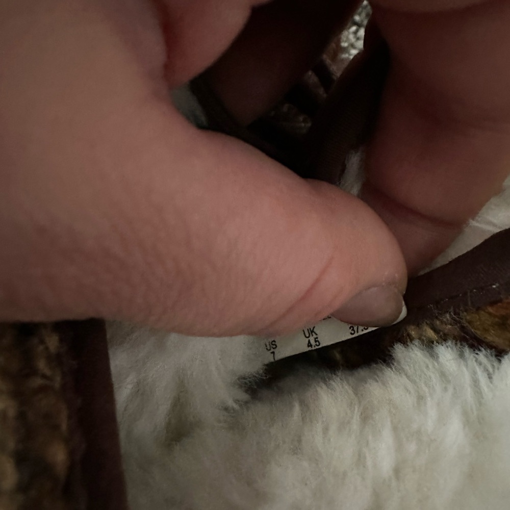 Merrell Boots. - Picture 5 of 5